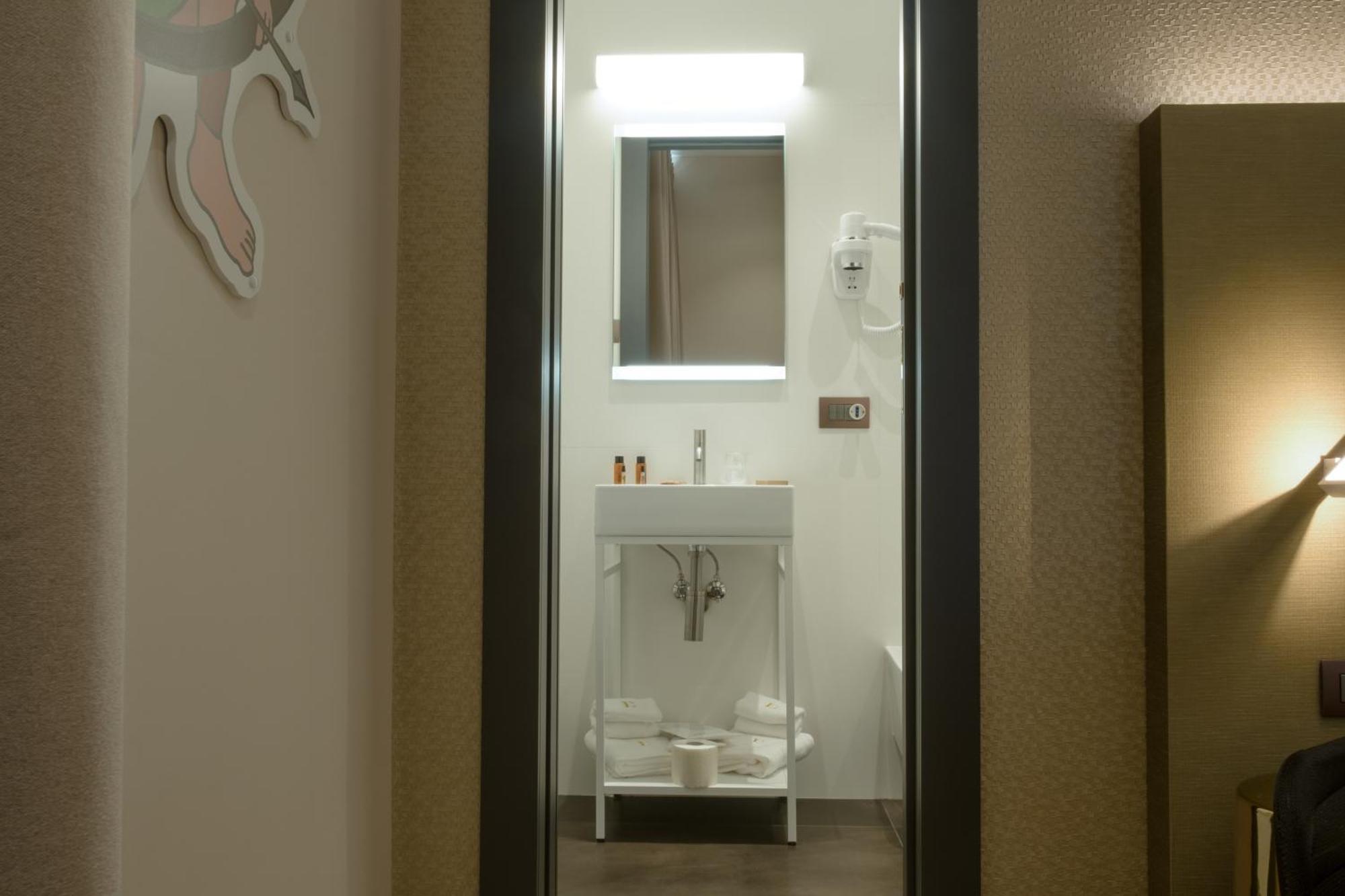 B&B Il Divino ナポリ エクステリア 写真